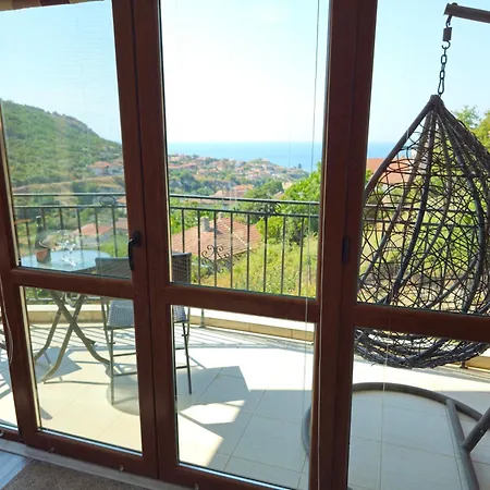 Vista And Breeze In * Balčik