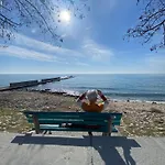 Apartment Vista And Breeze In