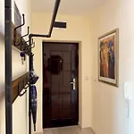 Apartment Vista And Breeze In *