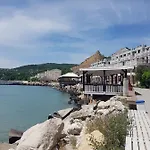 Vista And Breeze In Apartment Balchik