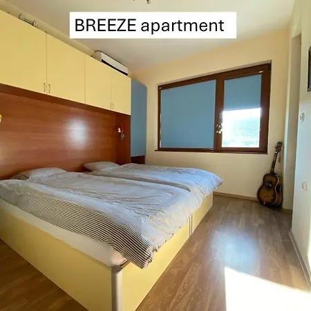 Vista And Breeze In Apartment Balchik