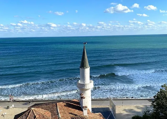 Vista Apartment Balchik