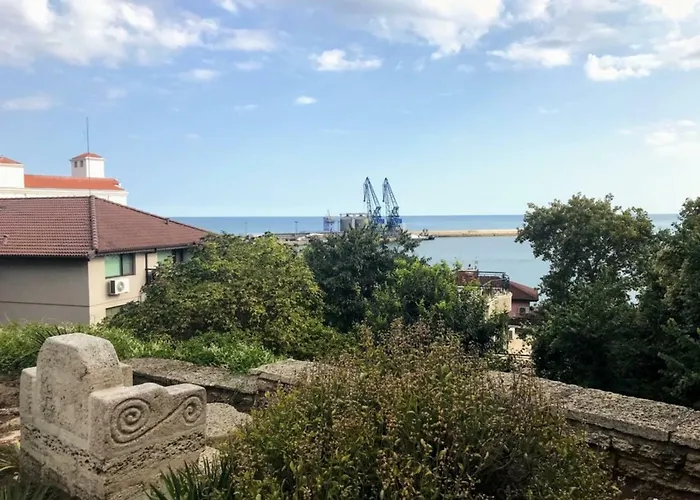 Vista Апартамент *